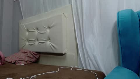 Snapshot of nahomy_larsen chatting on December 23, 2024, 5:22 pm Nahomy online show from December 23, 2024, 5:22 pm