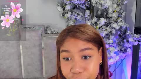 nahomycarterr online show from May 19, 2026, 11:38 am