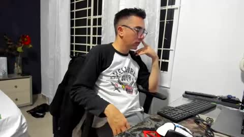 nailedbloom online show from June 18, 2026, 7:08 am