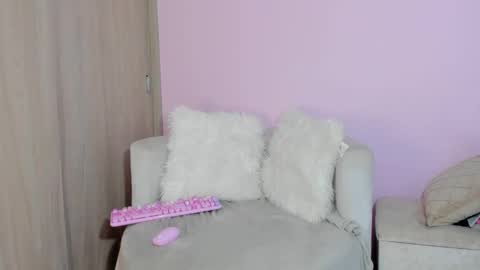      online show from December 16, 2024, 5:43 pm