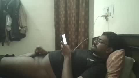 NAIRANANDU28 online show from March 27, 2026, 8:09 am