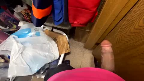 nairda2senoniuq online show from December 3, 2024, 4:47 am