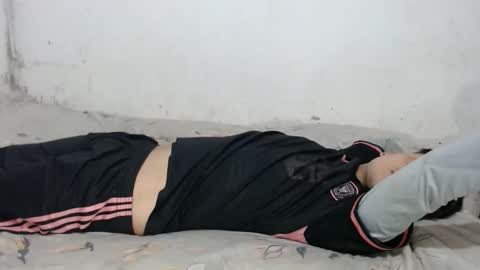 naisha and axel2 online show from October 8, 2025, 5:16 am