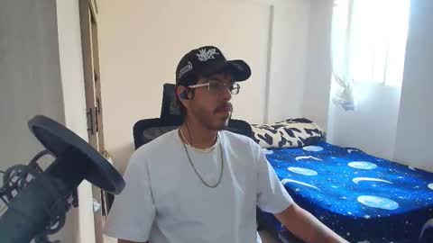 Nait online show from November 25, 2025, 3:01 pm