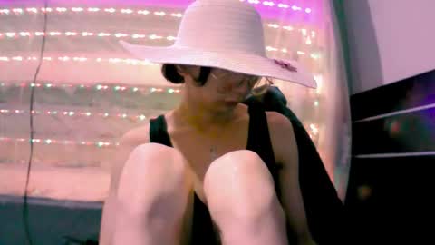 Snapshot of najimi_uwu chatting on October 8, 2025, 2:25 pm NAJI online show from October 8, 2025, 2:25 pm