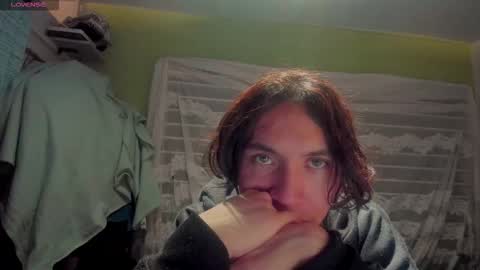 Snapshot of najimi_uwu chatting on November 15, 2025, 4:14 pm NAJI online show from November 15, 2025, 4:14 pm