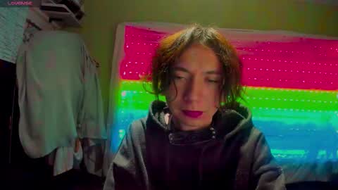 Snapshot of najimi_uwu chatting on November 24, 2025, 8:41 pm NAJI online show from November 24, 2025, 8:41 pm