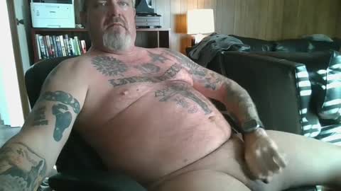 naked4plaync online show from September 15, 2025, 1:22 pm
