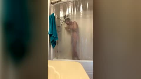 nakedhandymanaz online show from June 21, 2026, 1:46 pm