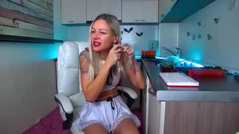 Nally online show from November 18, 2025, 1:22 am