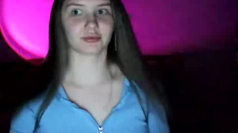 Snapshot of nalorine chatting on March 31, 2026, 3:01 pm Lola online show from March 31, 2026, 3:01 pm