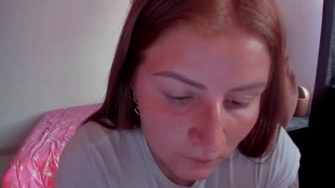 Snapshot of namibecker chatting on September 19, 2025, 10:10 pm Nami online show from September 19, 2025, 10:10 pm