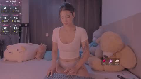 Snapshot of namibergman_ chatting on October 16, 2025, 9:49 pm N A M I - OF namibergmant online show from October 16, 2025, 9:49 pm