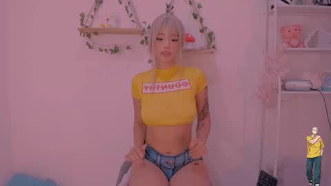 Snapshot of namibergman_ chatting on October 25, 2025, 12:29 am N A M I - OF namibergmant online show from October 25, 2025, 12:29 am