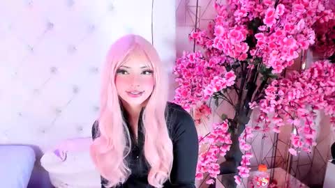     online show from February 6, 2026, 1:58 pm