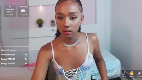 Snapshot of namoismith chatting on December 21, 2024, 10:39 am Namoi Smith online show from December 21, 2024, 10:39 am