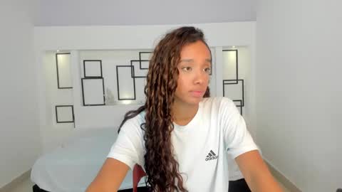 Snapshot of namoismith chatting on February 7, 2025, 9:05 am Namoi Smith online show from February 7, 2025, 9:05 am