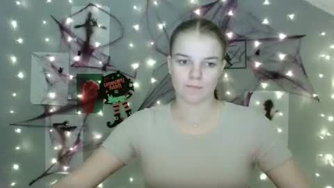 Nana online show from October 2, 2025, 8:10 am