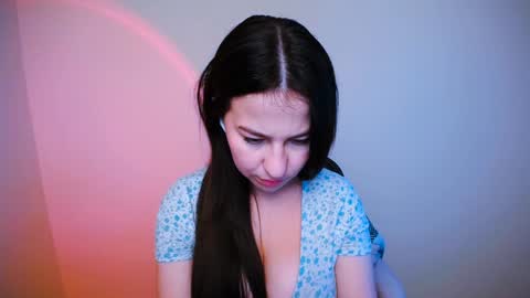 your candy  online show from December 14, 2024, 2:42 pm