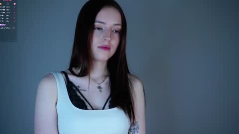 Elizabeth online show from June 15, 2026, 2:03 am