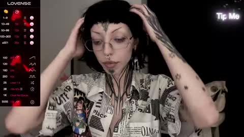 Nana online show from January 6, 2025, 4:02 pm