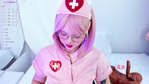 NanaOsaky online show from February 10, 2025, 3:32 pm