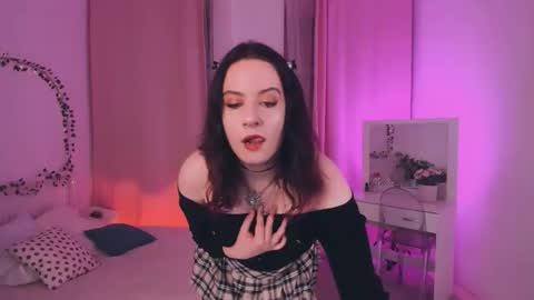 Snapshot of nanayoursoul chatting on October 15, 2025, 5:29 am Nana online show from October 15, 2025, 5:29 am