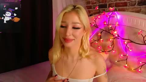 Sally Blonde  Katrinbrown online show from November 8, 2025, 5:51 am