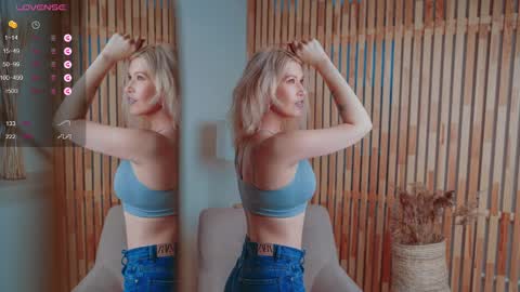 Snapshot of nancyfancyyy chatting on January 27, 2025, 9:44 am Follow my page on peach online show from January 27, 2025, 9:44 am
