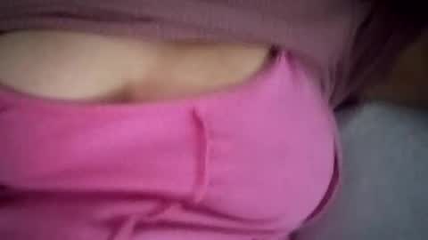 nancyybonita online show from December 23, 2024, 11:47 am