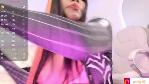 Snapshot of nanit_l chatting on December 17, 2024, 11:05 pm anna online show from December 17, 2024, 11:05 pm