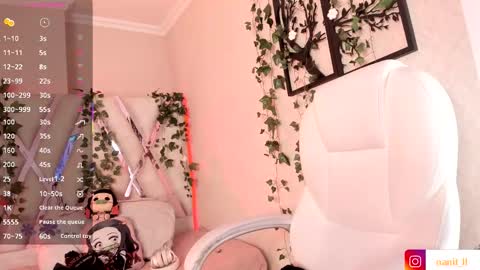 anna online show from October 18, 2025, 7:47 pm