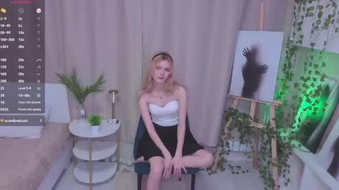 Snapshot of nannetteterrill chatting on April 14, 2026, 6:19 am nannetteterrill online show from April 14, 2026, 6:19 am