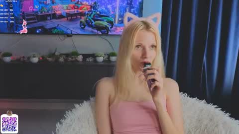 nannetteterrill online show from June 26, 2026, 6:18 am