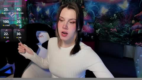 NansyCharm online show from December 5, 2024, 5:04 am