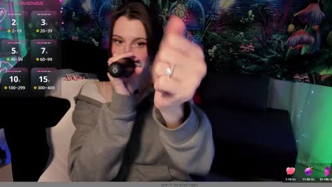 NansyCharm online show from December 5, 2024, 11:16 am