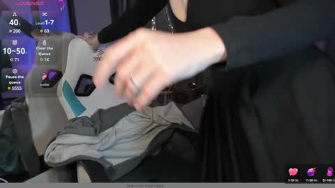 NansyCharm online show from December 12, 2024, 7:52 am