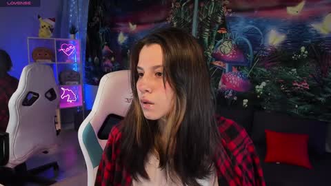 NansyCharm online show from January 6, 2025, 4:26 am