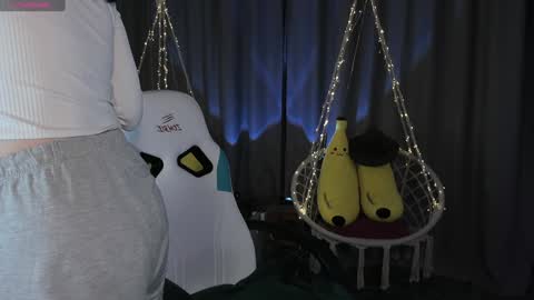 NansyCharm online show from January 7, 2025, 3:57 am