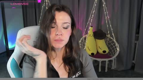 NansyCharm online show from January 10, 2025, 9:13 am