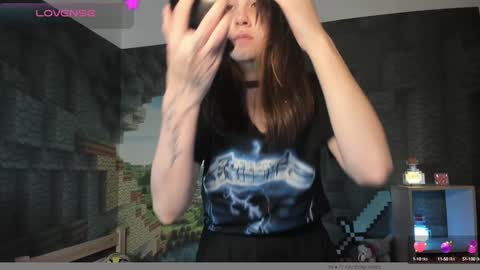 NansyCharm online show from January 15, 2025, 4:47 am