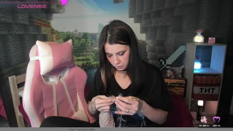 NansyCharm online show from January 15, 2025, 10:49 am