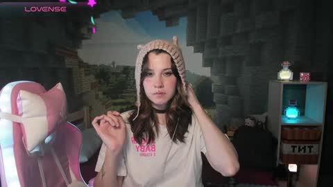 NansyCharm online show from January 16, 2025, 8:11 am