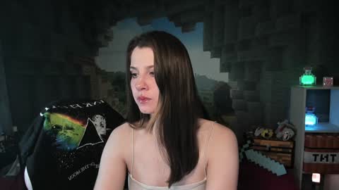 NansyCharm online show from January 27, 2025, 8:18 am