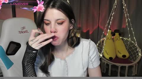 NansyCharm online show from January 30, 2025, 7:39 am