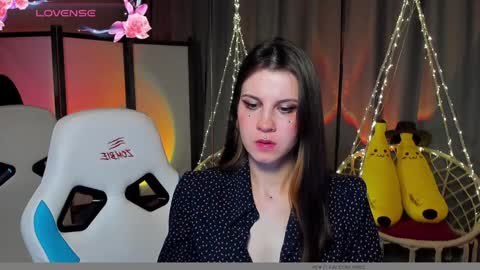 NansyCharm online show from January 31, 2025, 7:39 am