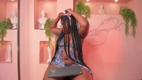 nanymoreno online show from October 11, 2025, 12:15 pm