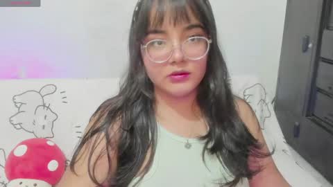 Snapshot of naoko_uwu chatting on April 20, 2026, 1:08 am Naoko online show from April 20, 2026, 1:08 am