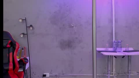 Naomi Blair online show from February 20, 2026, 6:19 am