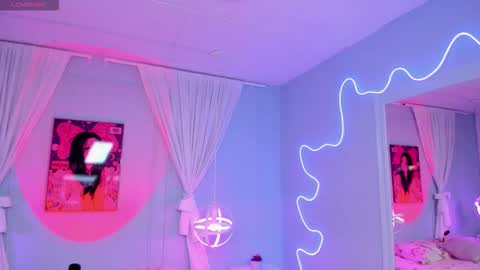 Naomi online show from February 11, 2026, 8:14 pm